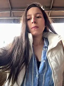 LittleDoll    online show from 01/26/25, 03:36