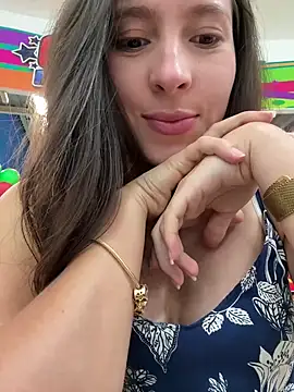 LittleDoll    online show from 02/07/25, 04:14