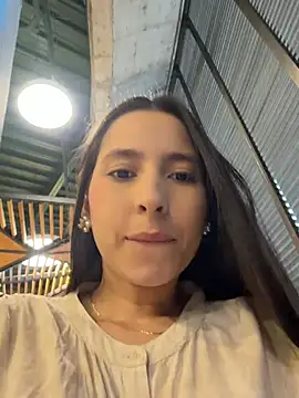 LittleDoll    online show from 04/15/26, 01:07