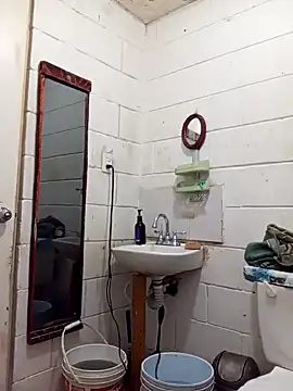 Snapshot of jordirey chatting on 01/25/25, 02:15 jordirey online show from 01/25/25, 02:15