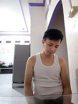 Snapshot of andi888999 chatting on 11/22/25, 12:48 andi888999 online show from 11/22/25, 12:48