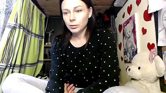 HarleyQuinn 69 online show from 02/15/25, 08:01