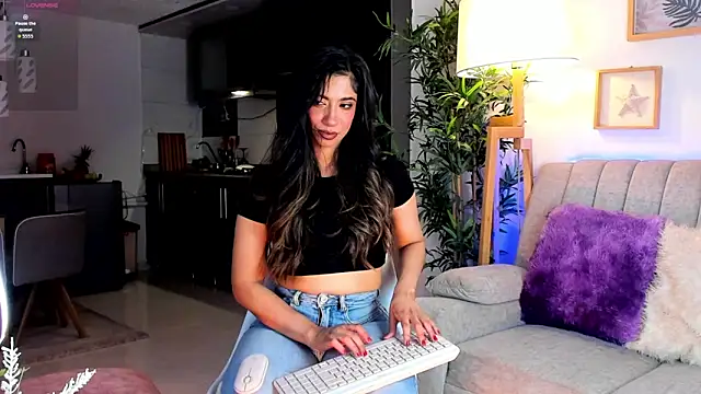 Issa cooper online show from 02/09/26, 01:53