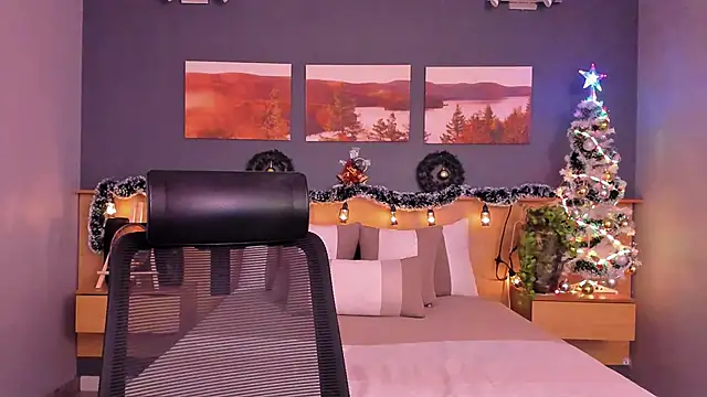 Snapshot of LiliJones_ chatting on 12/11/24, 07:57 LiliJones online show from 12/11/24, 07:57