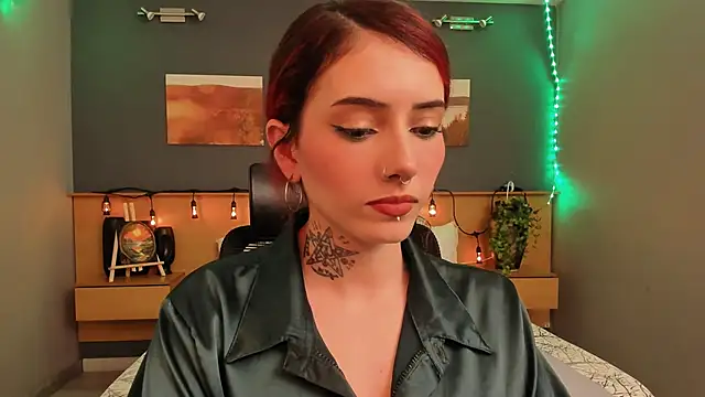 Snapshot of LiliJones_ chatting on 01/16/25, 08:14 LiliJones online show from 01/16/25, 08:14