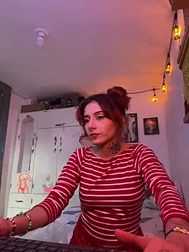 Snapshot of LiliJones_ chatting on 02/18/25, 08:14 LiliJones online show from 02/18/25, 08:14