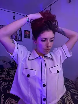 Snapshot of LiliJones_ chatting on 02/25/25, 06:42 LiliJones online show from 02/25/25, 06:42