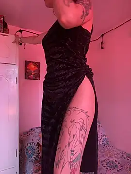 Snapshot of LiliJones_ chatting on 03/11/25, 05:35 LiliJones online show from 03/11/25, 05:35