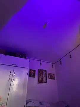 Snapshot of LiliJones_ chatting on 03/18/25, 10:26 LiliJones online show from 03/18/25, 10:26