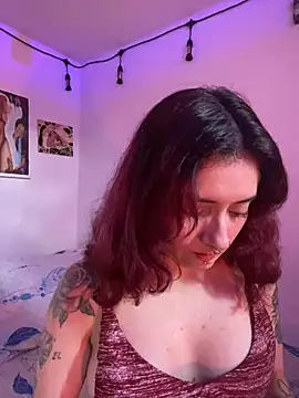 Snapshot of LiliJones_ chatting on 03/22/25, 04:37 LiliJones online show from 03/22/25, 04:37