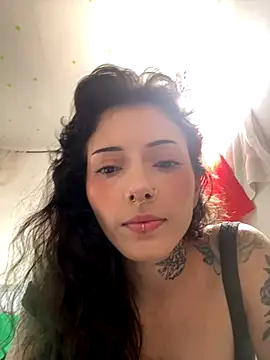 Snapshot of LiliJones_ chatting on 10/29/25, 03:14 LiliJones online show from 10/29/25, 03:14