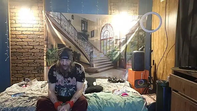 PropertyAndBiker online show from 01/31/25, 03:20