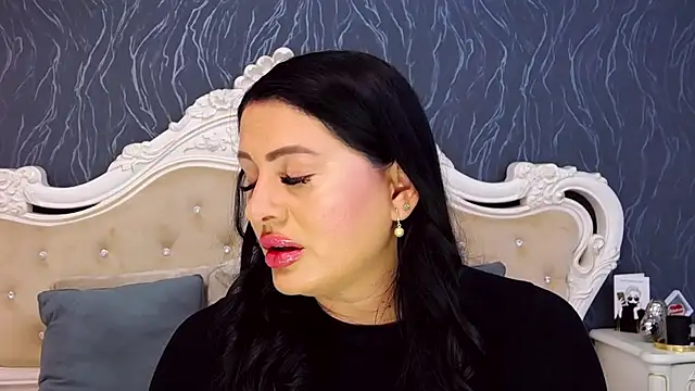 Lauren Saint online show from 10/01/25, 02:45