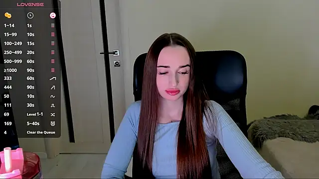 Kimmberr online show from 12/22/25, 02:19