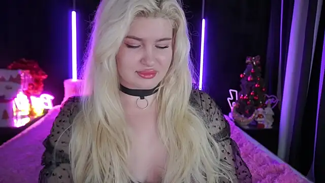 CocoSecretss online show from 12/25/24, 07:57