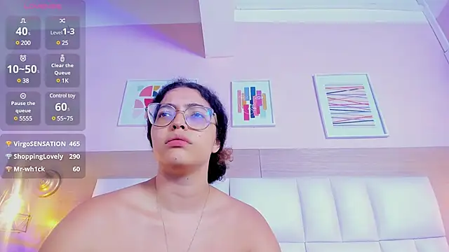 Snapshot of Dollar-girl chatting on 03/21/25, 05:56 Dollar-girl online show from 03/21/25, 05:56