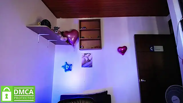 Snapshot of Mr_MrsCurie chatting on 01/27/25, 09:00 Mr MrsCurie online show from 01/27/25, 09:00