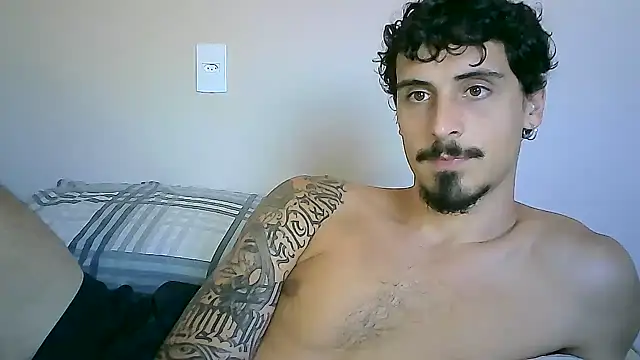 Snapshot of milkoffe chatting on 12/05/24, 07:49 milkoffe online show from 12/05/24, 07:49