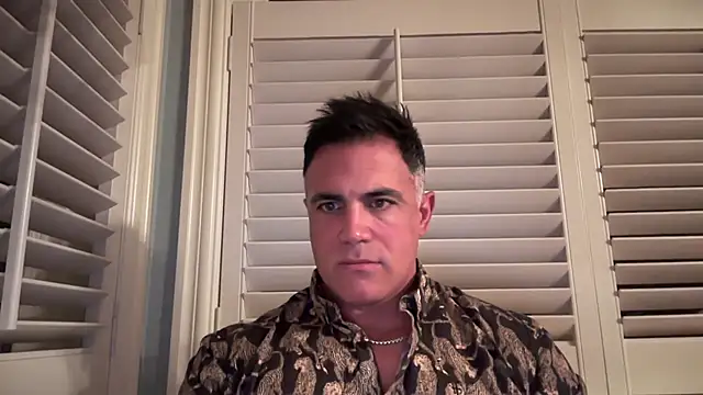 Snapshot of Bad_daddy21 chatting on 10/24/25, 01:07 Bad daddy21 online show from 10/24/25, 01:07