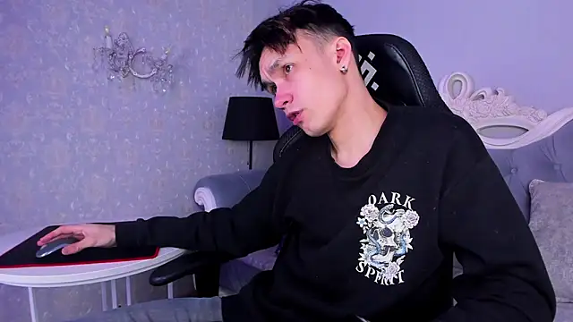 CalvinOwens online show from 02/04/25, 08:13