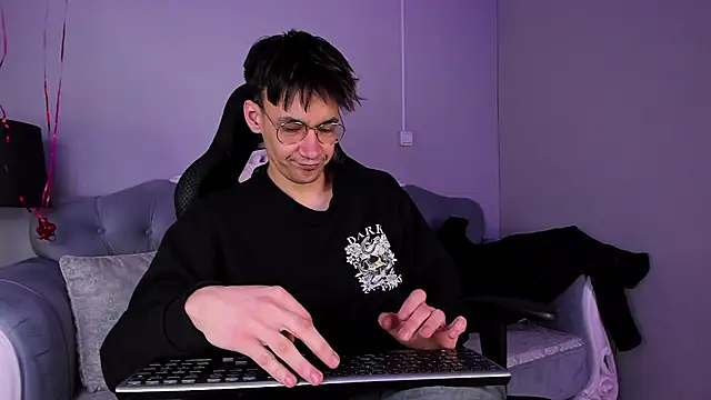 CalvinOwens online show from 02/08/25, 01:01