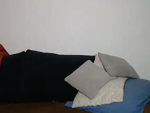 Snapshot of naikah714 chatting on 11/05/25, 04:29 naikah714 online show from 11/05/25, 04:29