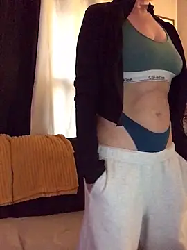 SidneyRaee online show from 02/12/26, 05:08