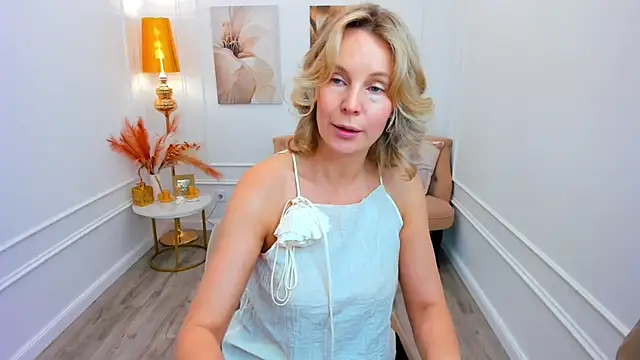 Snapshot of Sinty_Devis chatting on 06/09/26, 04:24 Sinty Devis online show from 06/09/26, 04:24
