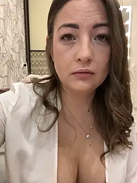 Snapshot of AnnaBri chatting on 01/28/25, 01:39 AnnaBri online show from 01/28/25, 01:39