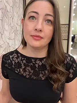 Snapshot of AnnaBri chatting on 03/12/25, 04:41 AnnaBri online show from 03/12/25, 04:41