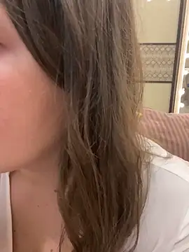 Snapshot of AnnaBri chatting on 09/12/25, 02:00 AnnaBri online show from 09/12/25, 02:00