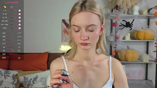 IdaValenti online show from 11/22/25, 12:20