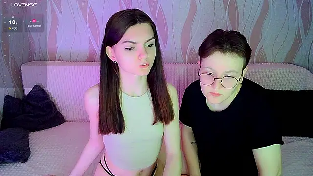  crazy baby  online show from 09/23/25, 10:13