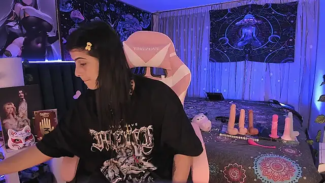 LanaKyutt online show from 03/03/25, 06:04