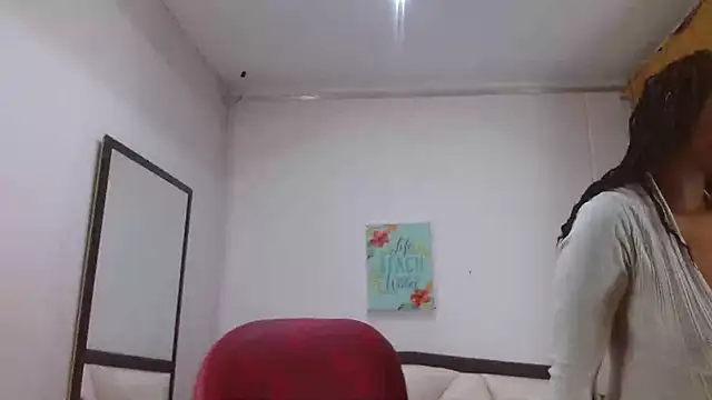 Sara Marks online show from 10/04/25, 12:03