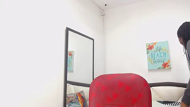 Sara Marks online show from 11/05/25, 11:32