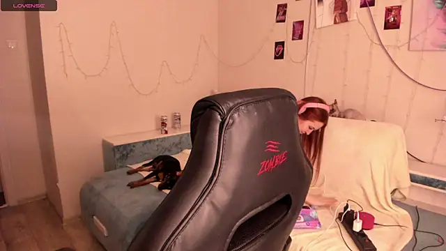 ViolaIntelligent online show from 12/06/24, 02:24