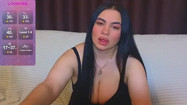 Nikki Kardashian online show from 02/04/25, 01:23