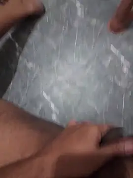 Snapshot of dirtybearr chatting on 01/18/26, 12:31 dirtybearr online show from 01/18/26, 12:31