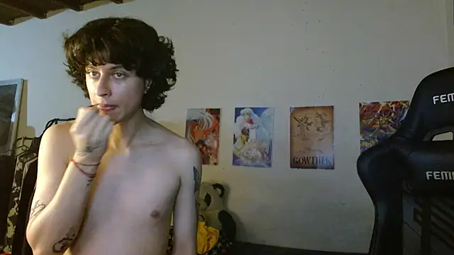 Snapshot of angelitofemboy chatting on 01/26/25, 08:25 angelitofemboy online show from 01/26/25, 08:25