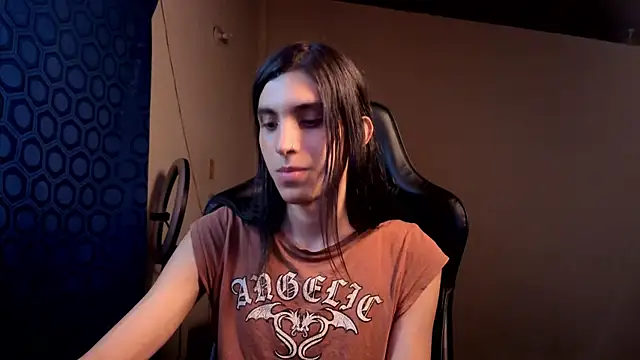 angelitofemboy online show from 04/02/26, 06:33