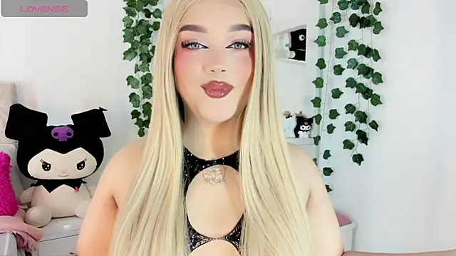 Snapshot of cattriona_muller chatting on 06/18/26, 05:08 cattriona muller online show from 06/18/26, 05:08