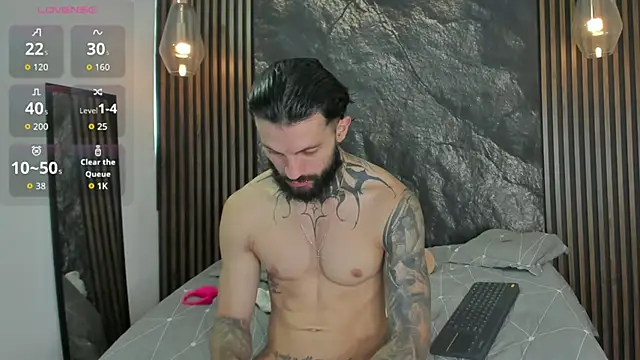Snapshot of Apolo_Bianco_ chatting on 05/31/26, 03:19 Apolo Bianco online show from 05/31/26, 03:19