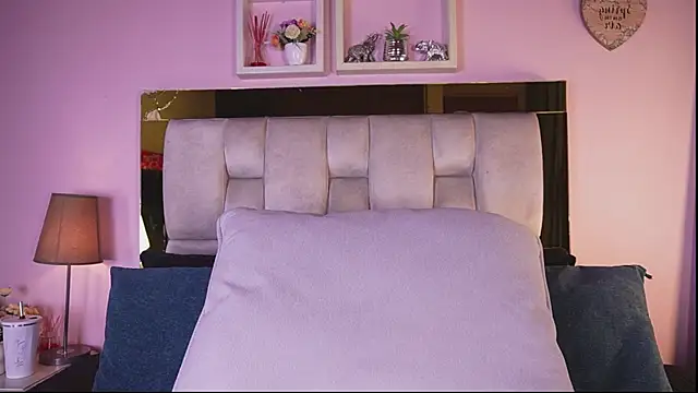emmy r online show from 06/04/26, 12:11