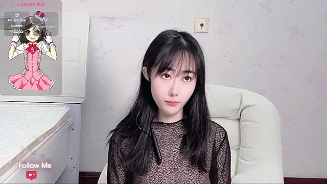 Snapshot of qiqi-- chatting on 12/14/24, 07:40 qiqi-- online show from 12/14/24, 07:40