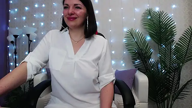 Camelia Lillie online show from 03/15/26, 01:44