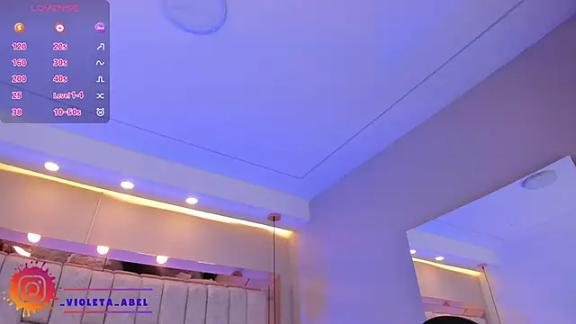 Snapshot of VioletaAbel chatting on 01/22/25, 05:38 VioletaAbel online show from 01/22/25, 05:38