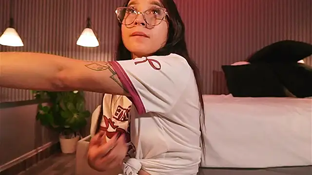 EriKlein online show from 03/04/26, 08:26