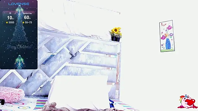 Snapshot of RoxannaBlanche chatting on 12/20/24, 02:05 RoxannaBlanche online show from 12/20/24, 02:05