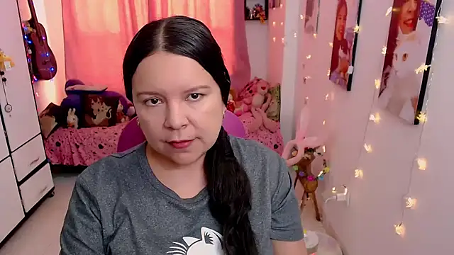 claryssa  online show from 04/28/26, 07:08